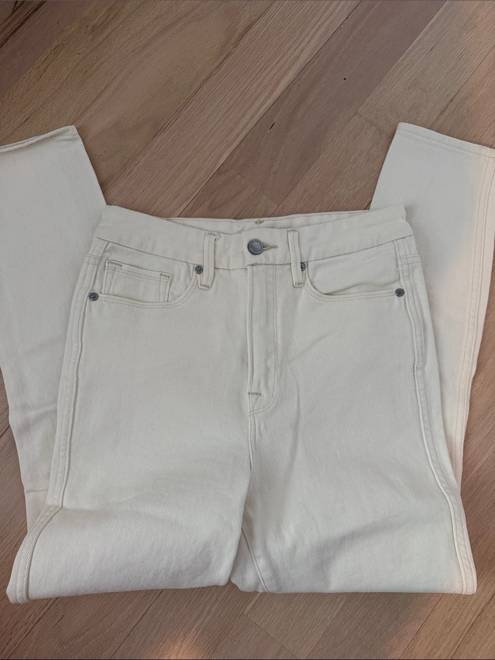 Good American Off-White High-Rise Jeans